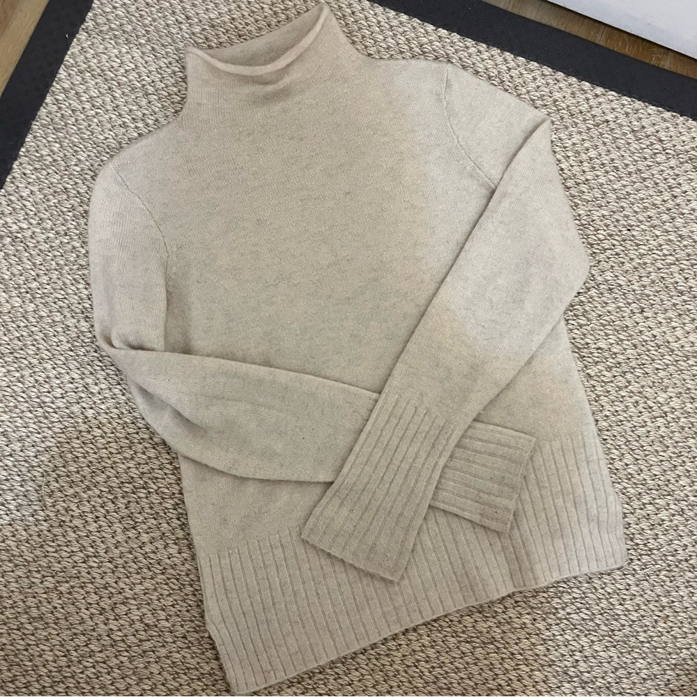 🔴SOLD🔴 Cream Cashmere Madewell Sweater